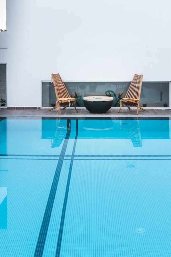 Kahlua Sea View Suites Herszonisszosz Kültér fotó