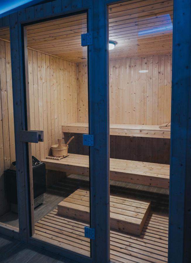 Kahlua Sea View Suites Herszonisszosz Kültér fotó